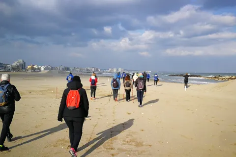 nordic walking spiaggia