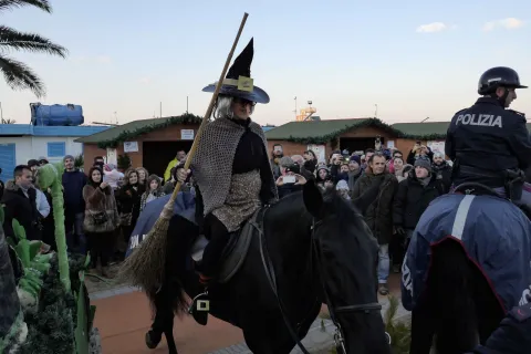 befana villaggio natale