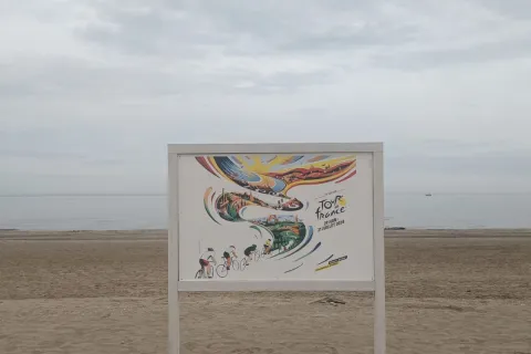 mostra sulla spiaggia