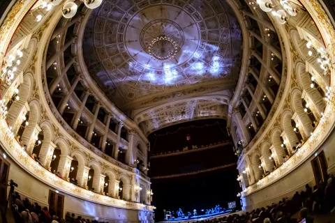 rimini tutti gli eventi fino al 1° maggio 2024 - teatro galli