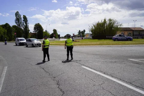varchi chiusi e presidiati dagli agenti 