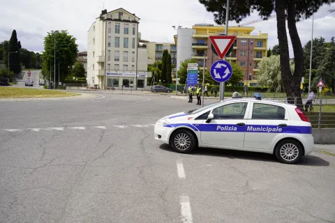 varchi chiusi e presidiati dagli agenti 