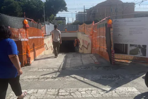 sottopasso del grattacielo