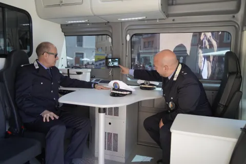 ufficio mobile in dotazione alla Polizia Locale di Rimini