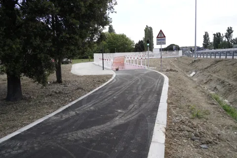 sottopasso ciclo pedonale di via della Fiera