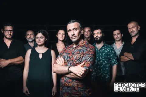 percuotere la mente