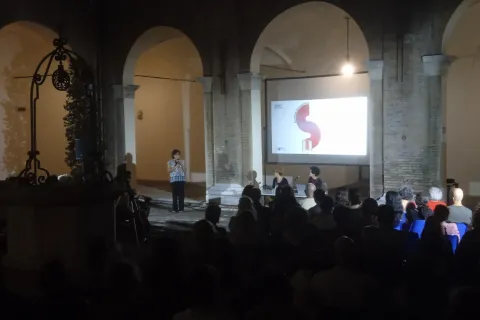 corte biblioteca gambalunga