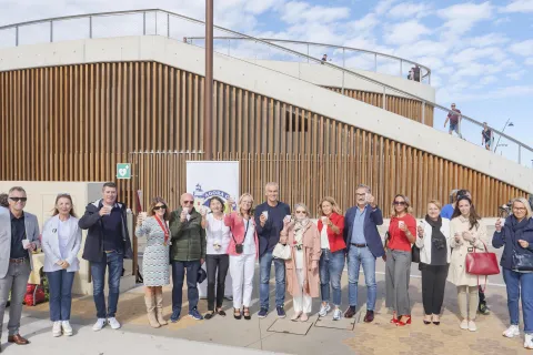 defibrillatore piazzale Kennedy