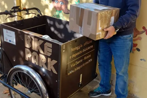 libri in cargo bike
