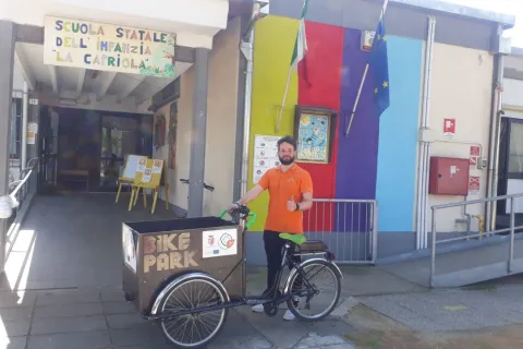 libri in cargo bike