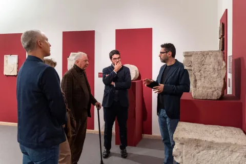 inaugurazione capitello malatestiano con Sindaco e assessore Ilari