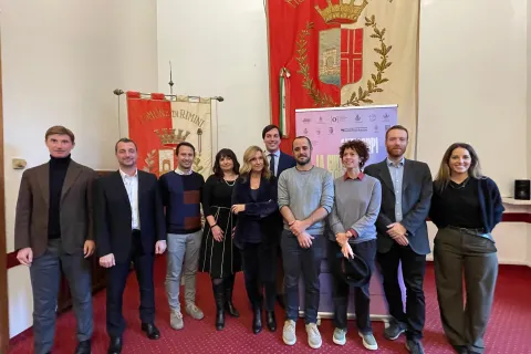 conferenza stampa anticorpi 2024