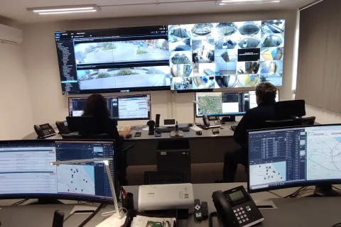 centrale radio polizia locale