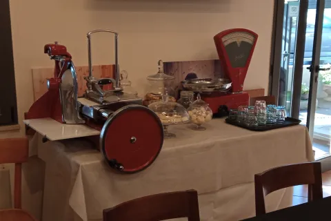 ristorante squadrani diventa bottega storica