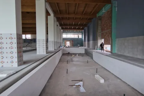 Lavori in corso alla nuova piscina comunale