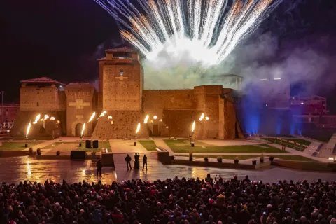 incendio a castello