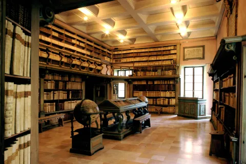 biblioteca gambalunga