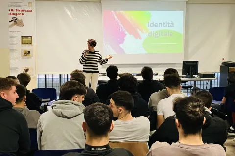 a scuola di identità digitale