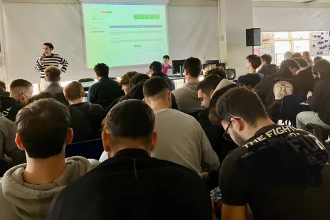 a scuola di identità digitale