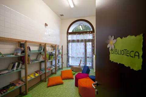 centro per le famiglie biblioteca