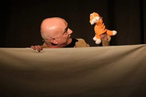 sciroppo di teatro, granny e il lupo