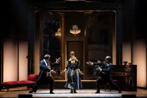 magnifica presenza ozpetek