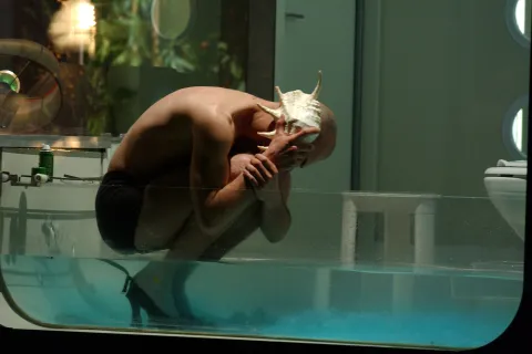 Future in the past. 30 anni di Motus nella mostra atlante all'Ala nuova del Museo della Città