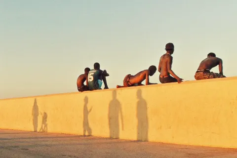 mostre di primavera a Rimini - muro giallo