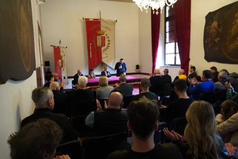 onorificenza famigliari elio ghelfi