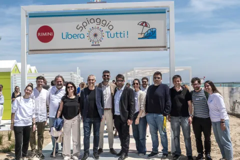 Nasce ‘SpiaggiaLiberaTutti’