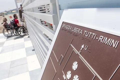 Nasce ‘SpiaggiaLiberaTutti’