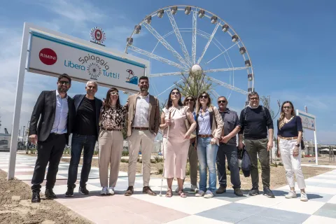 Nasce ‘SpiaggiaLiberaTutti’