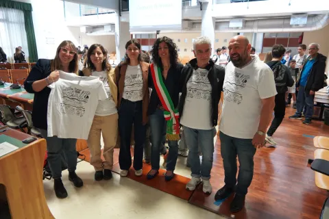 Nella sala del Consiglio comunale gli studenti di Miramare hanno animato l’evento conclusivo del percorso "I Giusti tra le Nazioni"