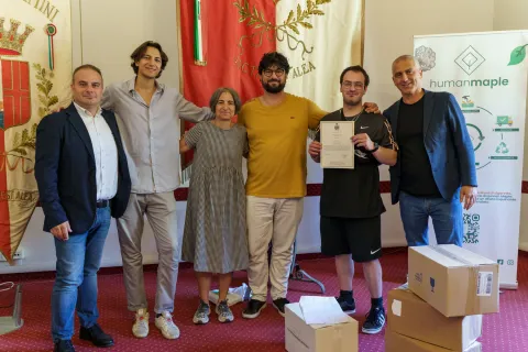 daniele benzi raccolta mozziconi spiaggia