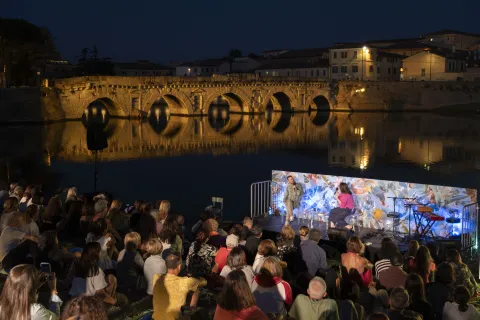 biglietti agli amici 2025