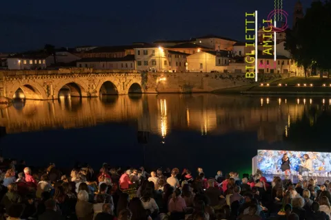 biglietti agli amici 2025