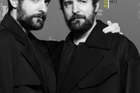 fratelli d'innocenzo per biglietti agli amici