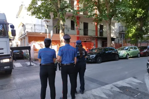 intervento della Polizia Locale e dei Carabinieri negli Hotel Villa del Sole e Superga