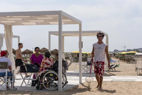 spiaggia libera tutti