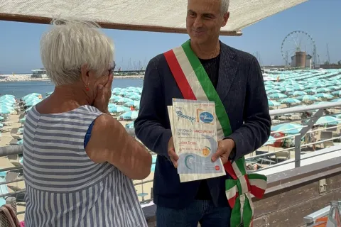 premiazione turista fedele nonna Vera