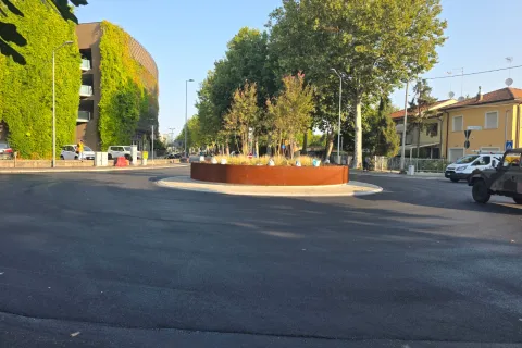 rotonda tra le vie Fada, Flaminia e Carlo Alberto Dalla Chiesa