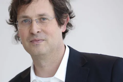 Oscar Pizzo.