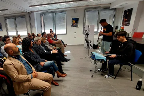 intitolazione liceo linguistico es giulietta masina (3)