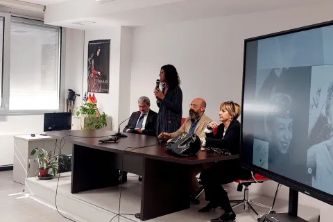 intitolazione liceo linguistico es giulietta masina foti bellini zamagni fantinato