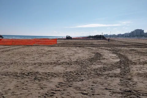 dune invernali sulla spiaggia di Rimini