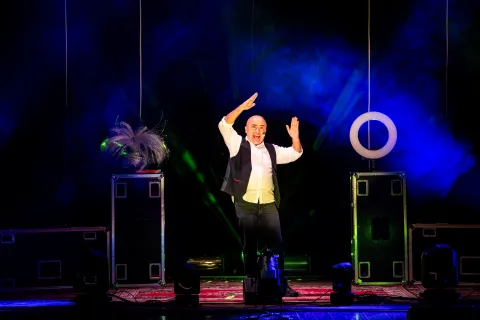 Paolo Cevoli nello spettacolo Figli di Troia