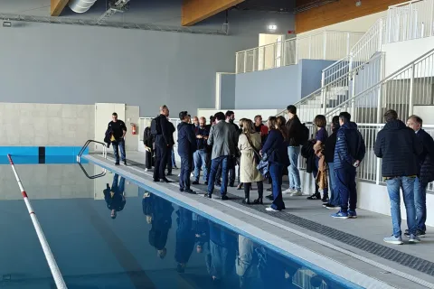 commissione piscina