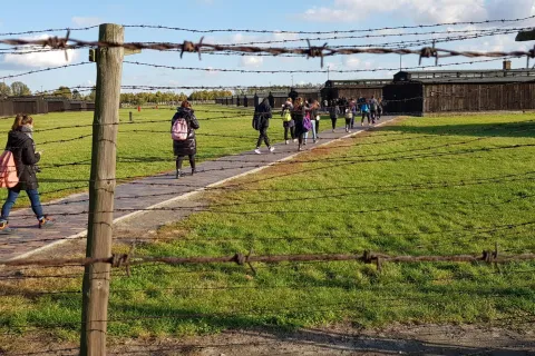 Viaggio memoria (foto d'archivio)