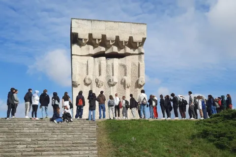 Viaggio memoria (foto d'archivio)