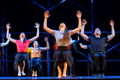 Il Balletto di Roma debutta al Teatro Galli con l’omaggio a Micha Van Hoecke